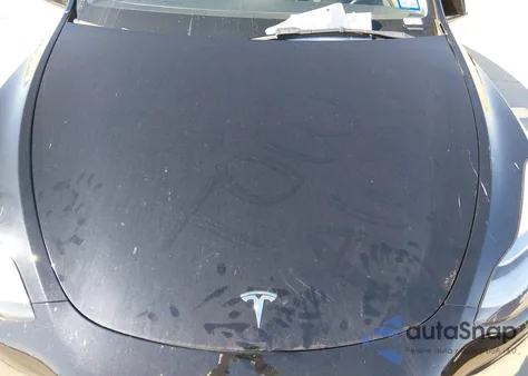 2023 Tesla Model Y Awd/Long Range Dual Motor All-Wheel Drive z USA, uszkodzony, nr VIN 7SAYGDEE7PA123347